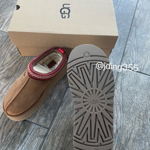 Brand New UGG Tazz Platform Slippers Chestnut(W8) - Picture 5 of 10